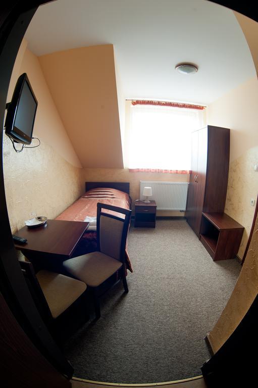 Hotel & Restauracja Okraglak Chęciny Zimmer foto